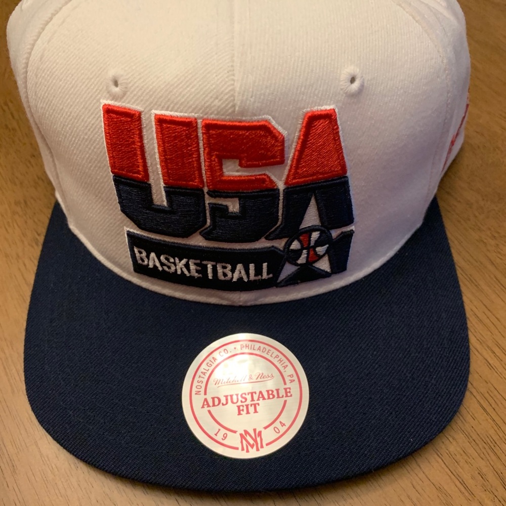 “SOLD” Dream Team ‘92 Team USA SnapBack NWT
